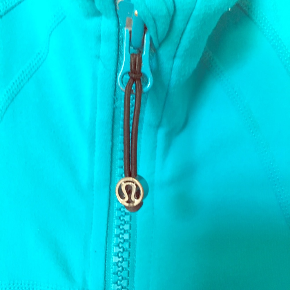 Lululemon teal jacket
